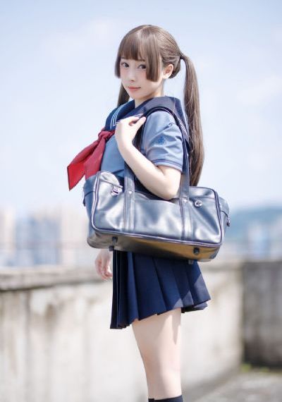 《我邻居的老婆2》