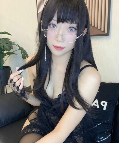 男爵夫人的调教在线观看