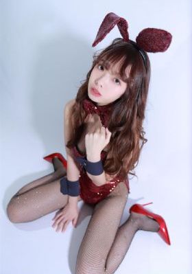 丰满白嫩极品少妇呻吟啪啪片
