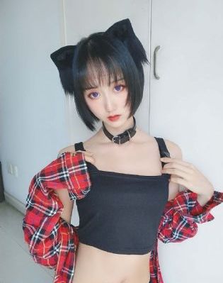 年轻阿姨